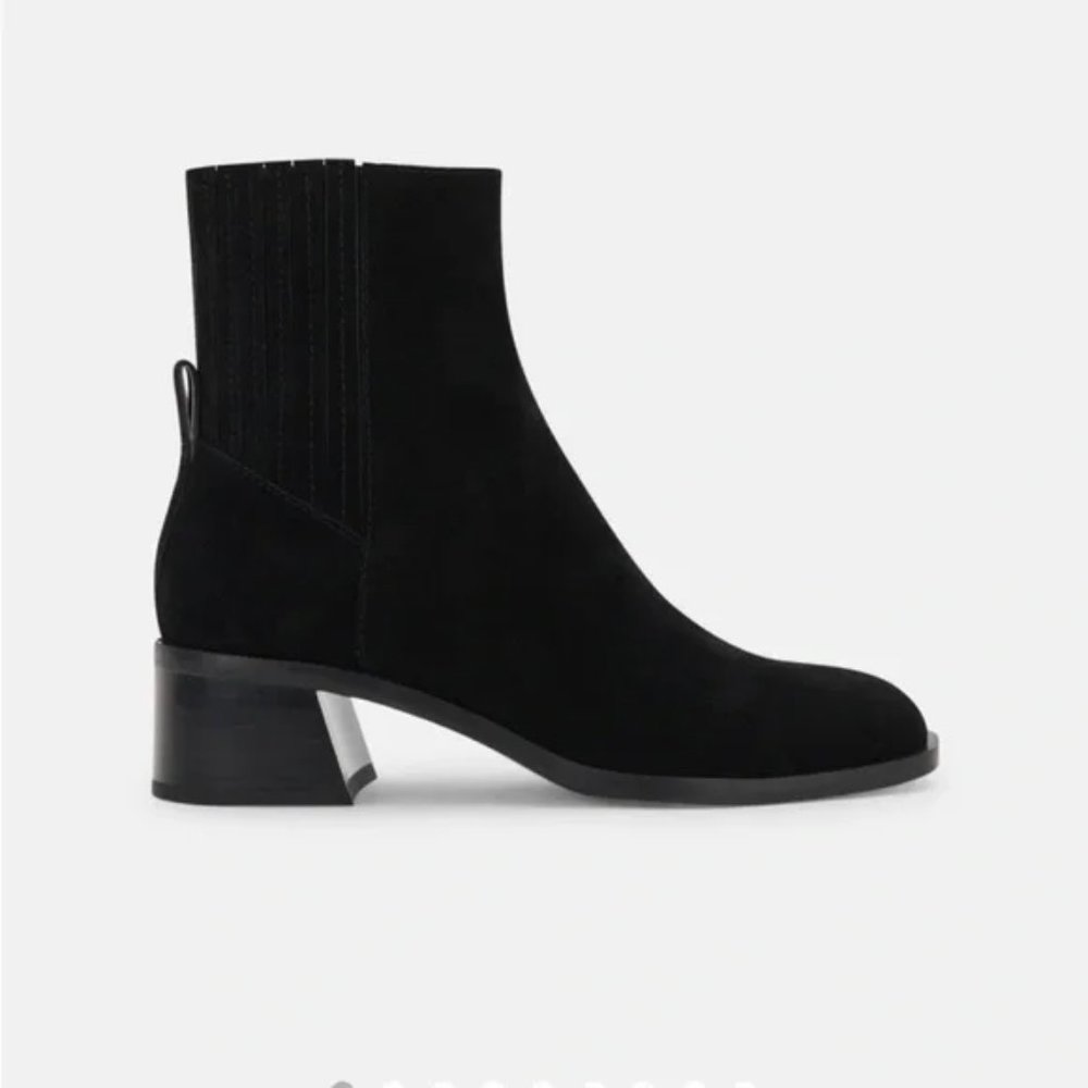 Dolce Vita Layton Black Suede Bootie Slip On Size 8